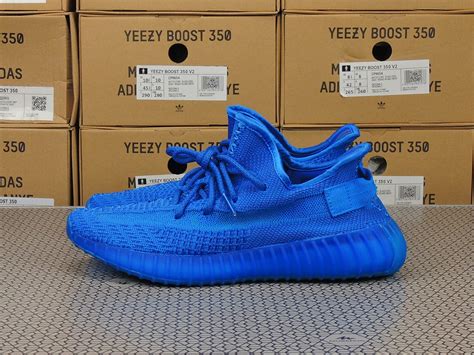 adidas yeezy boost blau rot|Yeezy Boost 350 v2 colors.